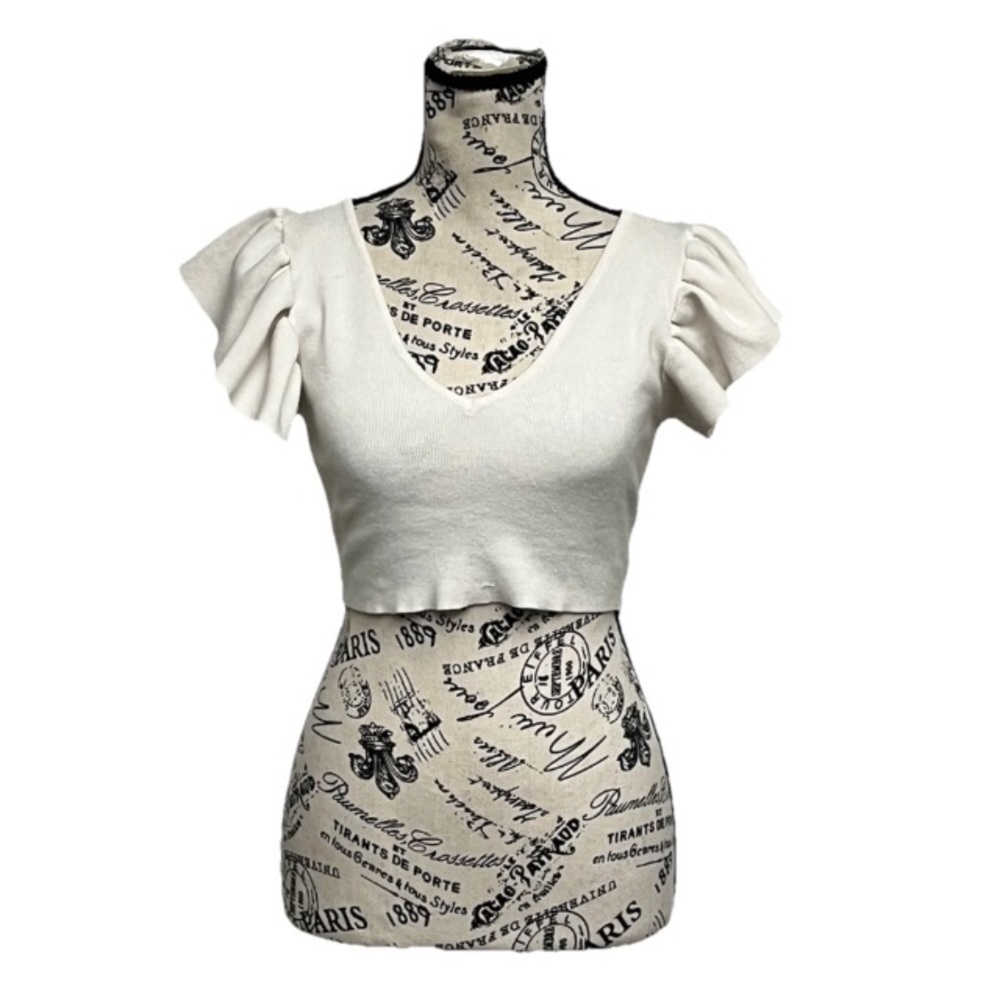 STEPS New York Ivory Ribbed Crop Top Puff Sleeves